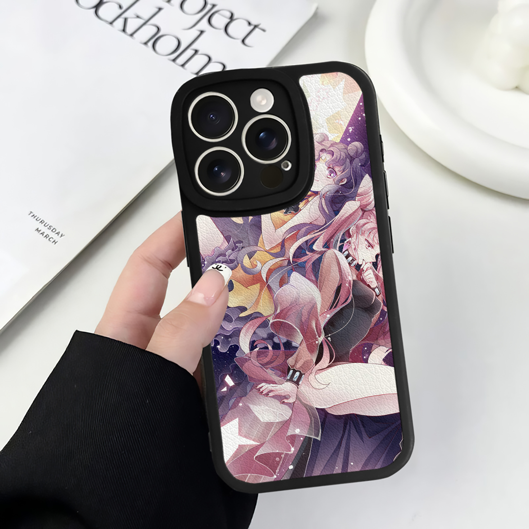 （画像用） 美少女戦士セーラームーン Sailor Moon 【iPhone 16シリーズ対応】シリコンスマホケース（レザー調） 材質：シリコン